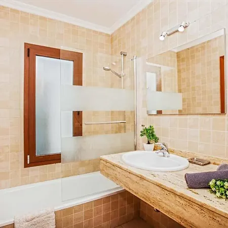Villa Playa Blanca Sleeps 5 With Pool Air Con And Wifi *